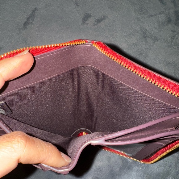 Coach medium pebbled leather ID Zip Wallet - Picture 5 of 5